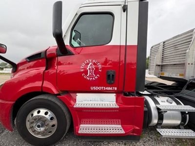 Vehicle Graphics Photo